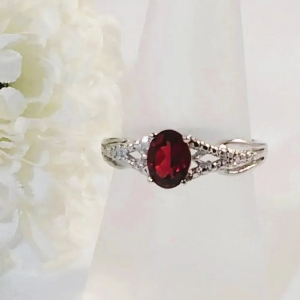 Garnet Ring 1.0 Carat Size 6-1/4